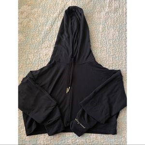 **Sold**Gym shark x Whitney Simmons cropped hoodie